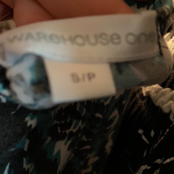 Green Tank Top - Picture 4 of 4